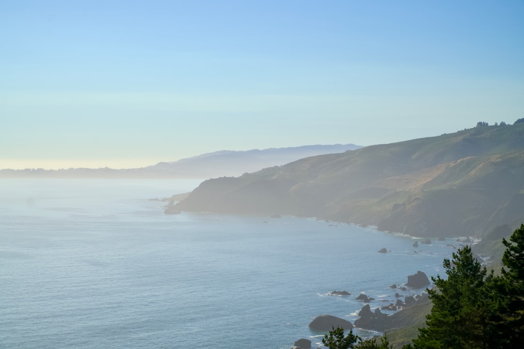 Coastal trail with ocean views and cliffs near San Francisco